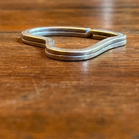 Elsa Peretti Tiffany & Co. Sterling Silver Open Heart Key Ring!  💕 - Picture 3 of 4